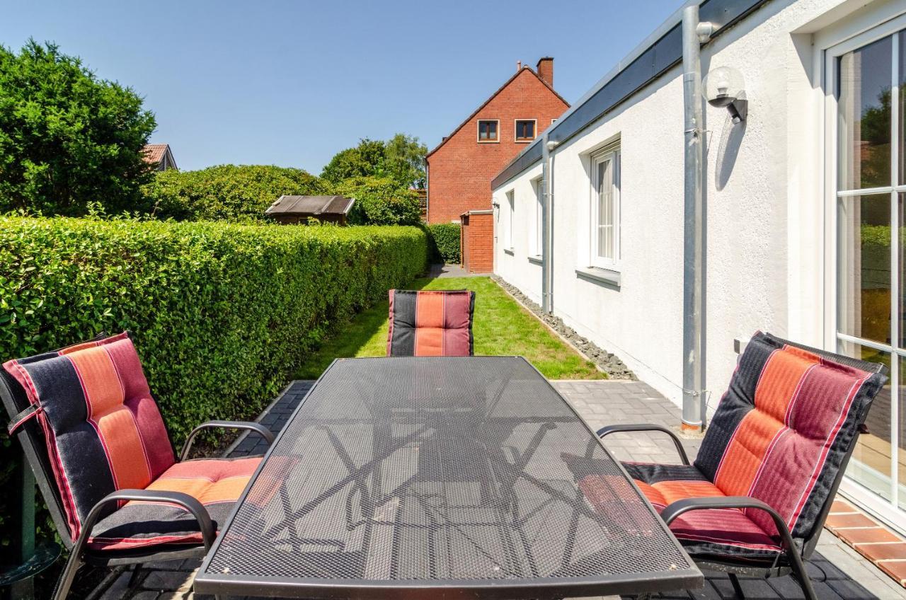 Ferienhaus Sonnenschein - Wohnung 1 Norden Exteriör bild