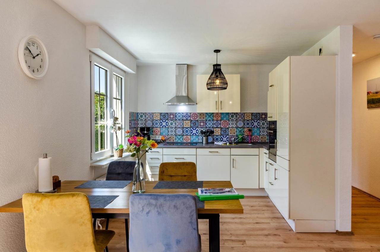 Ferienhaus Sonnenschein - Wohnung 1 Norden Exteriör bild