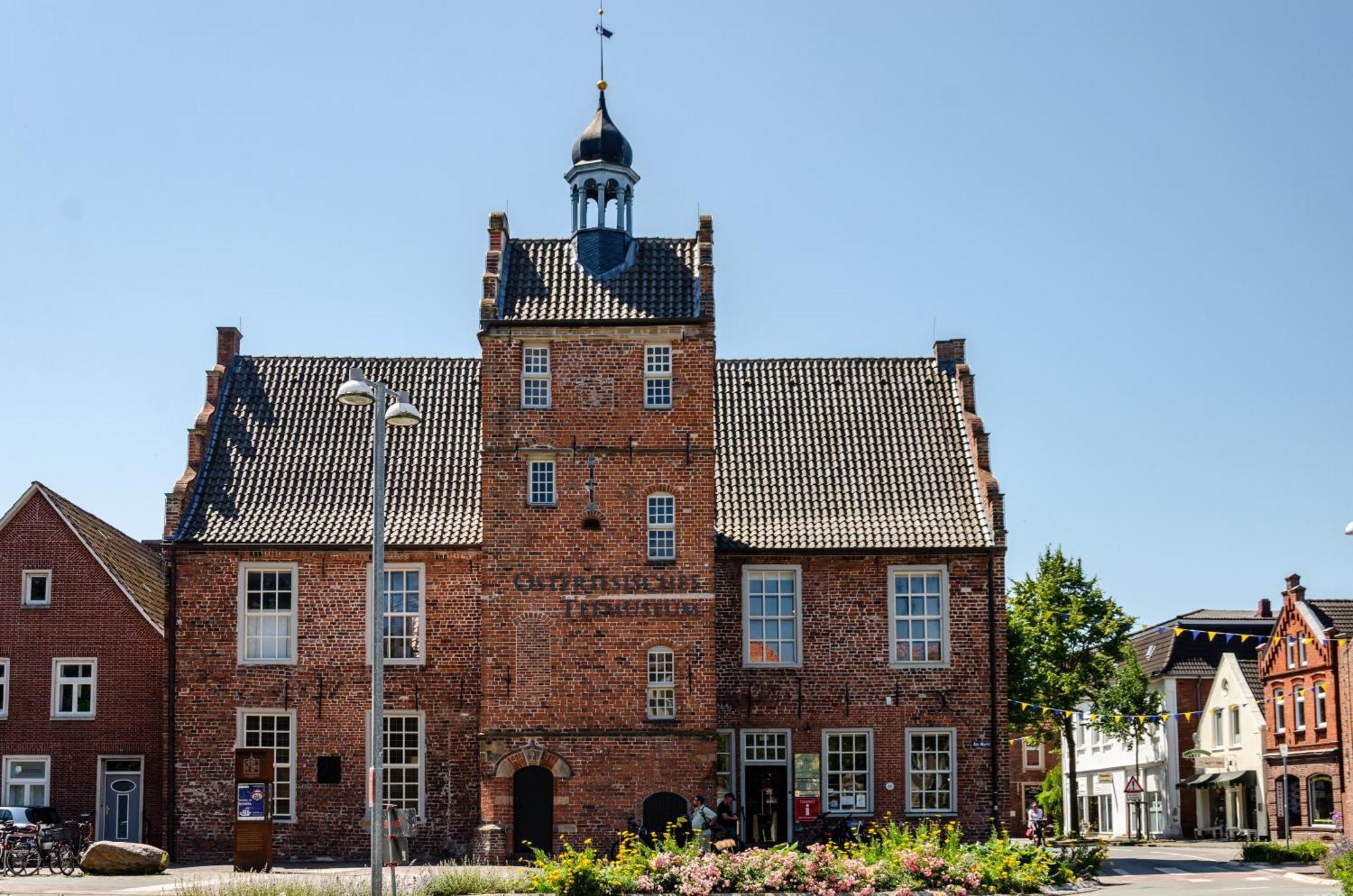 Ferienhaus Sonnenschein - Wohnung 1 Norden Exteriör bild