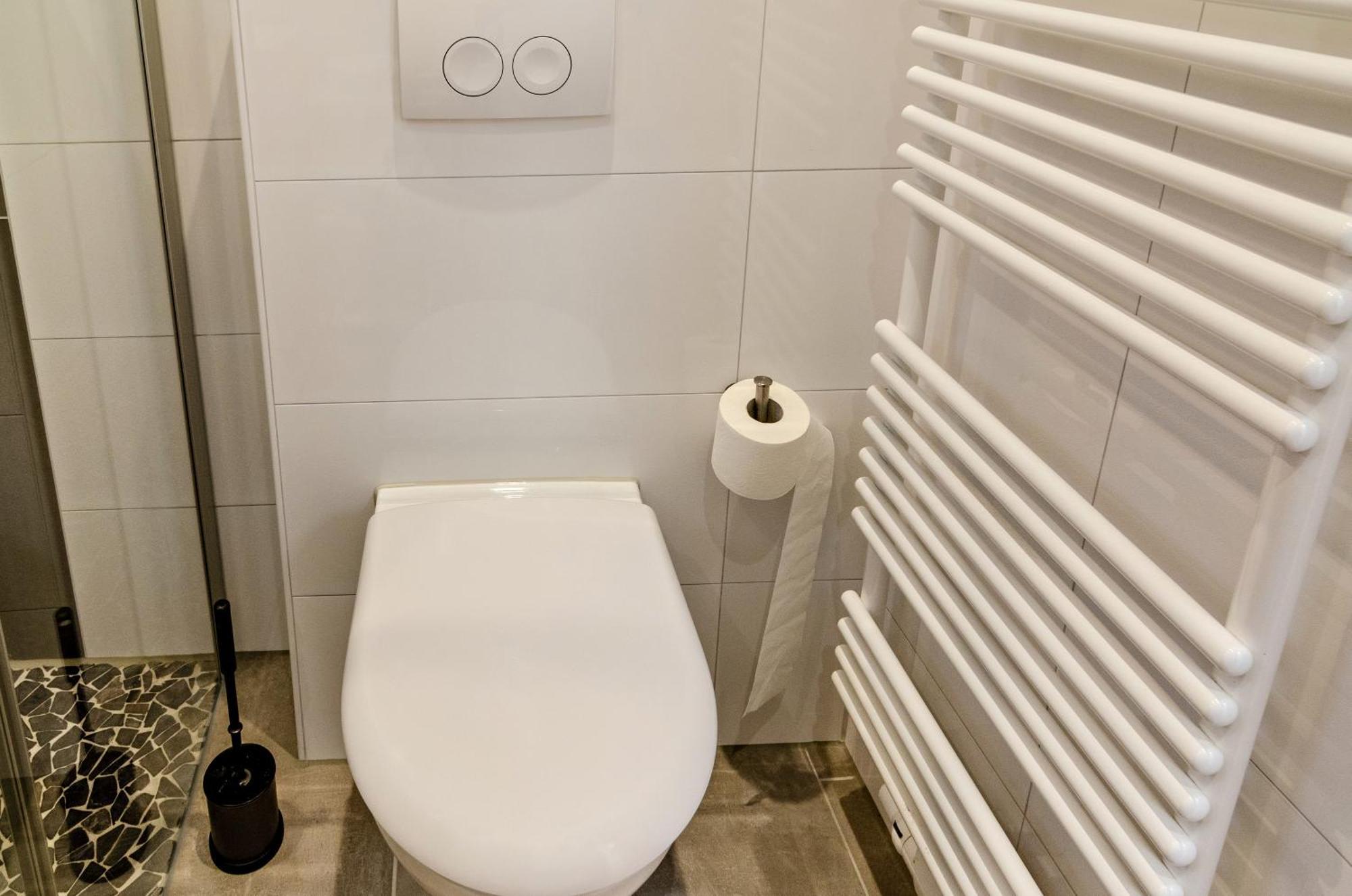 Ferienhaus Sonnenschein - Wohnung 1 Norden Exteriör bild
