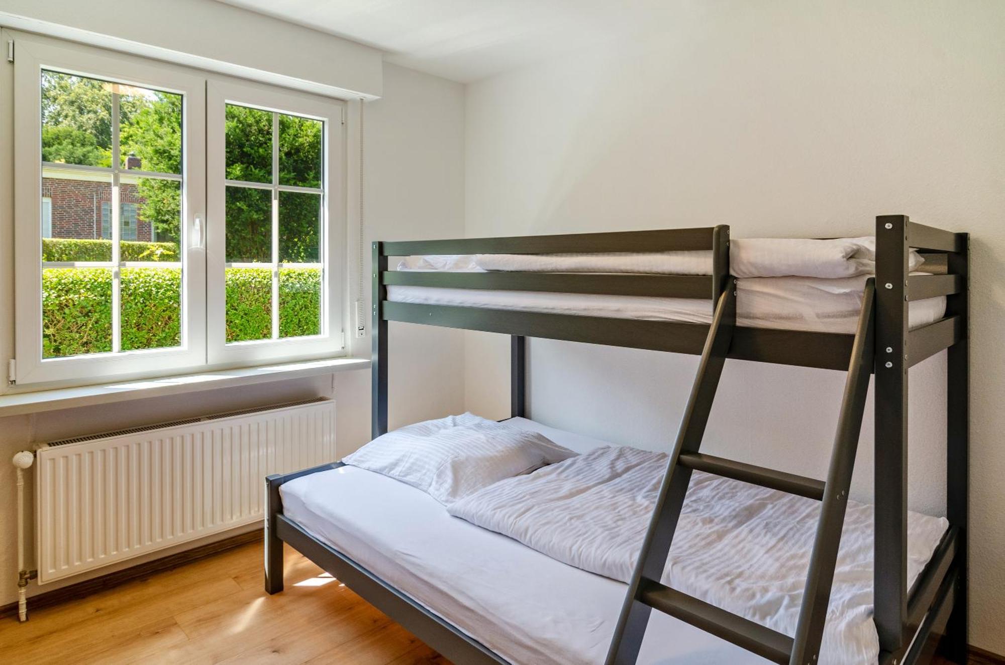 Ferienhaus Sonnenschein - Wohnung 1 Norden Exteriör bild